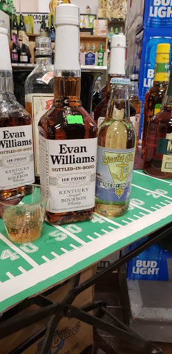 Liquor Store «Wakefield Liquors», reviews and photos, 667 Kingstown Rd, Wakefield, RI 02879, USA