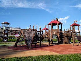 Dětské veřejné hřiště