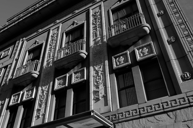 日本大学理工学部駿河台図書館 東京都千代田区神田駿河台 大学図書館 図書館 グルコミ