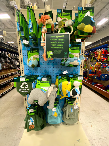 Pet Supply Store «PetSmart», reviews and photos, 1100 W 78th St, Richfield, MN 55423, USA