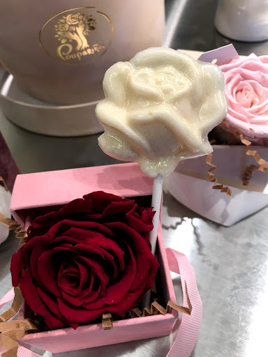 Florist «Flowers By Pouparina», reviews and photos, 1868 W Flagler St, Miami, FL 33135, USA