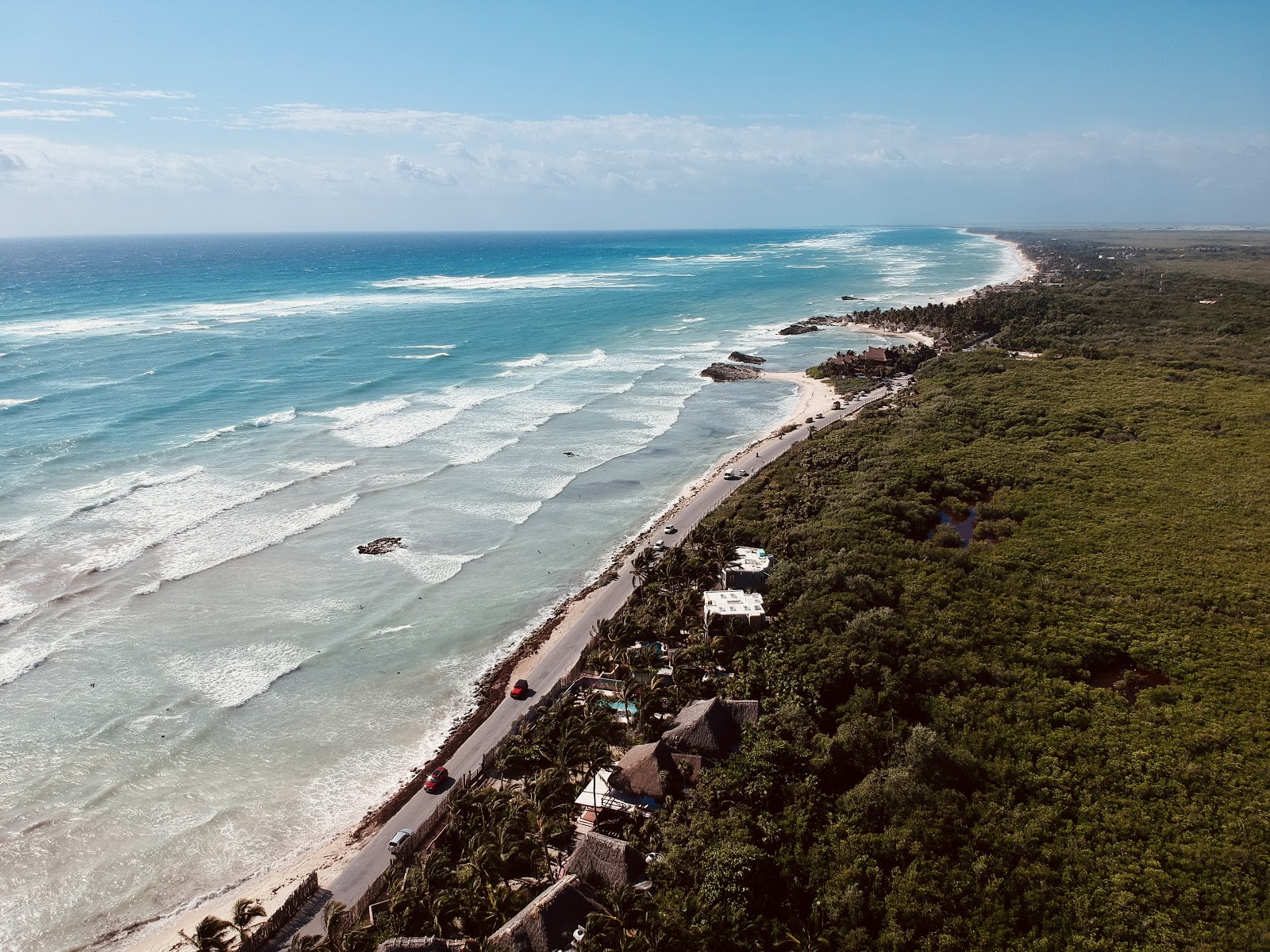 Foto av Playa Mirador med lång rak strand