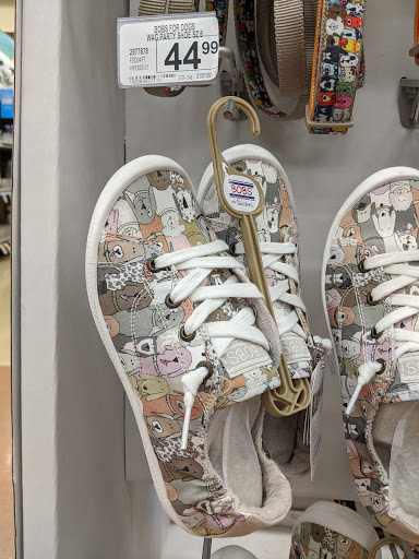 Pet Supply Store «Petco Animal Supplies», reviews and photos, 2227 E Semoran Blvd, Apopka, FL 32703, USA