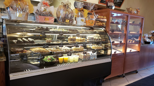 Breakfast Restaurant «Kneaders Bakery & Cafe», reviews and photos, 1105 Sergeant Jon Stiles Dr, Highlands Ranch, CO 80129, USA