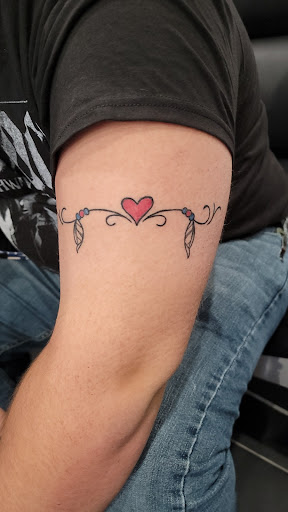 Tattoo Shop «Pensacola Tattoo Studio», reviews and photos, 6229 N 9th Ave, Pensacola, FL 32504, USA