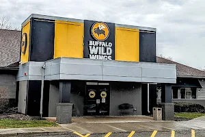 Buffalo Wild Wings image