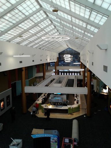 Movie Theater «Showcase Cinemas North Attleboro», reviews and photos, 640 S Washington St, North Attleborough, MA 02760, USA