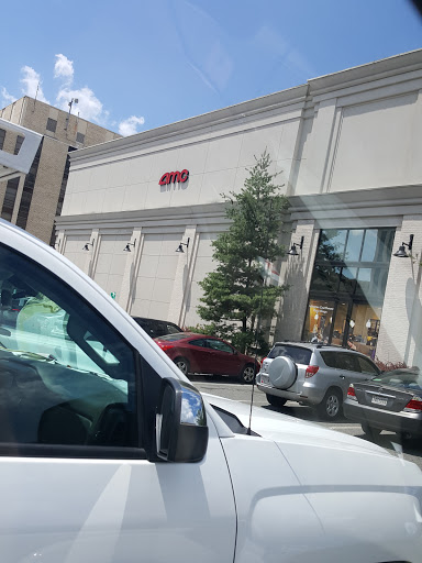 Movie Theater «AMC Courthouse Plaza 8», reviews and photos, 2150 Clarendon Blvd, Arlington, VA 22201, USA