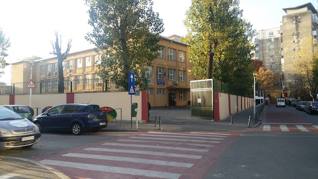 Școala Gimnazială Sfinții Voievozi