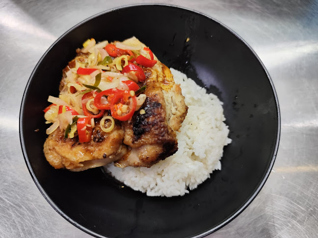 Reviews of No Ordinary chicken - Beo Crescent Hawker - Singapore - Restaurant