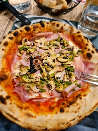 Plats et boissons du Pizzeria Di Voglia TECHNOPOLE - Brasserie italienne & Pizzéria napolitaine à Saint-Étienne - n°5