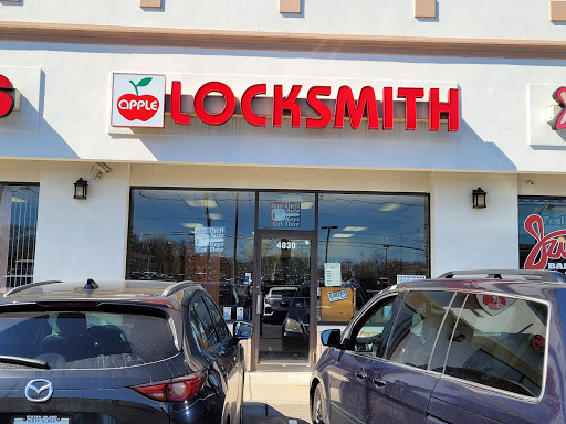 Locksmith «Apple Locksmith», reviews and photos, 4030 U.S. 9, Morganville, NJ 07751, USA