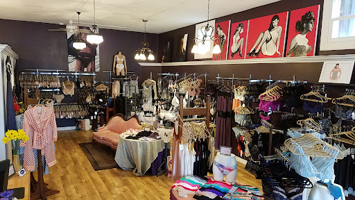 Lingerie Store «Suelto Lingerie Boutique», reviews and photos, 23 S Tracy Ave, Bozeman, MT 59715, USA