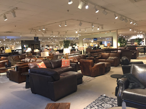 Furniture Store «Sprintz Furniture Showroom», reviews and photos, 325 White Bridge Pike, Nashville, TN 37209, USA