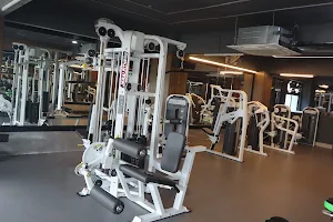 Fit Planet Gym Boring Road-Best Gym in Boring Road Patna. Biggest Gym in Boring Road Patna image