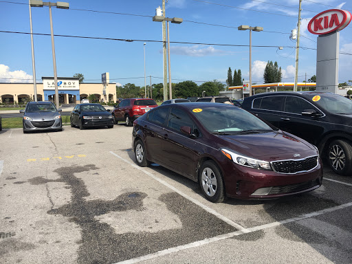 Car Dealer «Friendly Kia», reviews and photos, 5819 US-19, New Port Richey, FL 34652, USA