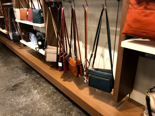 Watch Store «Fossil Outlet Store», reviews and photos, 18521 Outlet Blvd #725, Chesterfield, MO 63005, USA