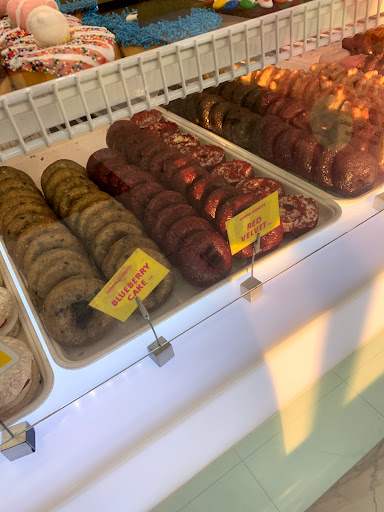 Donut Shop «Sarah Donuts», reviews and photos, 5860 Jimmy Carter Blvd #155, Norcross, GA 30071, USA