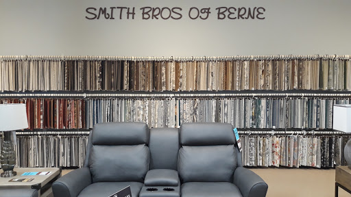 Furniture Store «Robert Miller & Son Furniture and Sleep Center», reviews and photos, 1540 E Blvd St, Kokomo, IN 46902, USA