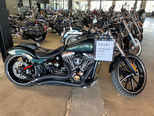 Motorcycle Dealer «American Motorcycle Trading Company», reviews and photos, 2925 E Division St, Arlington, TX 76011, USA