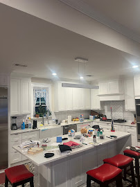 Straighten up my home professional organizer in New Orleans - Photo 3 - Car repair in , Metairie