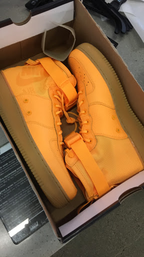 Sporting Goods Store «Nike Clearance Store», reviews and photos, 1275 Marina Blvd, San Leandro, CA 94577, USA