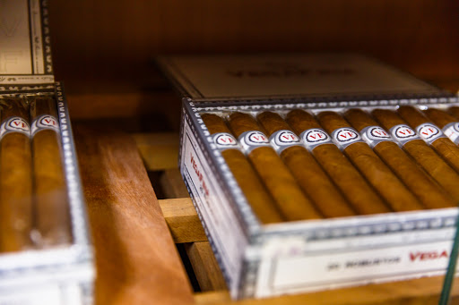 Wine Store «Lakemore Wine & Liquor», reviews and photos, 1500 Canton Rd # 100, Akron, OH 44312, USA