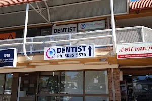 DentaGlow Dentist - Red Hill image