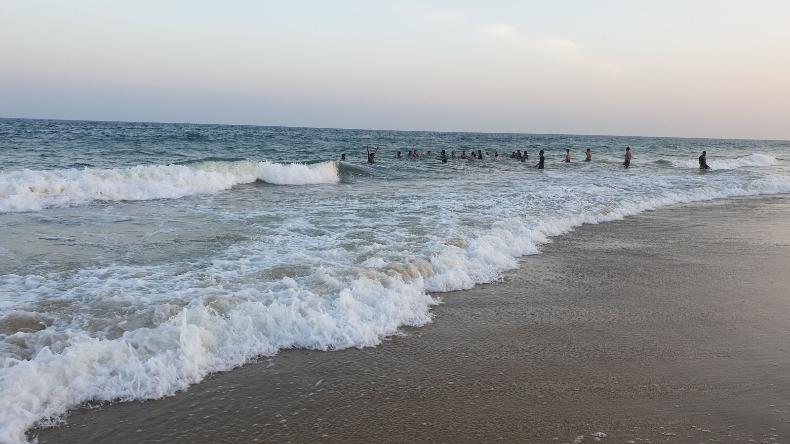 Foto von Vada Nemili Beach - beliebter Ort unter Entspannungskennern