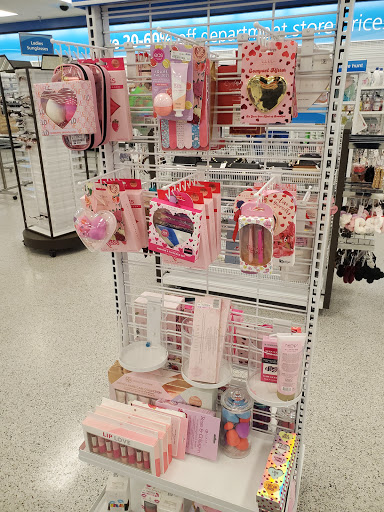 Clothing Store «Ross Dress for Less», reviews and photos, 1115 Vidina Pl, Oviedo, FL 32765, USA