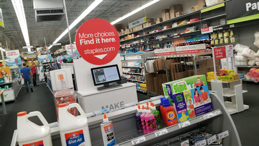 Office Supply Store «Staples», reviews and photos, 2601 Jackson Ave, Ann Arbor, MI 48103, USA
