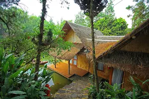 Kampung Sampireun Resort & Spa image