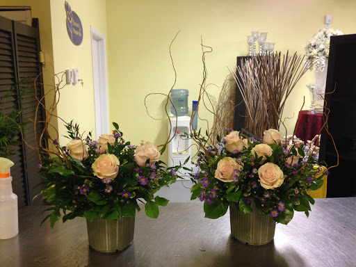 Florist «Flowers By Pouparina», reviews and photos, 7701 W 26th Ave #7, Hialeah, FL 33016, USA