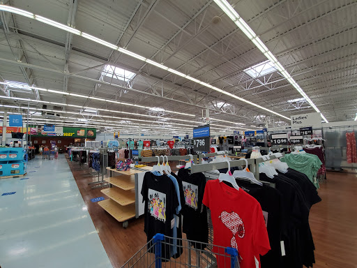 Discount Store «Walmart», reviews and photos, 150 Barnum Avenue Cutoff, Stratford, CT 06614, USA