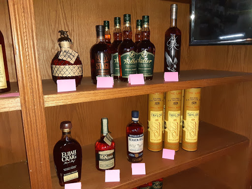 Liquor Store «Armanetti», reviews and photos, 1550 S Eastwood Dr, Woodstock, IL 60098, USA