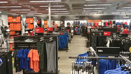 Sporting Goods Store «Nike Factory Store», reviews and photos, 15609 FL-535, Orlando, FL 32821, USA