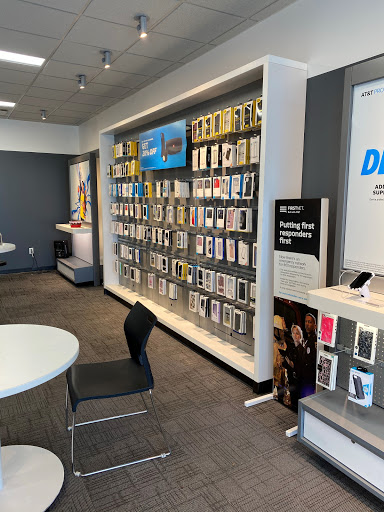 Cell Phone Store «AT&T Authorized Retailer», reviews and photos, 217 Oak Lee Dr Suite 9, Ranson, WV 25438, USA