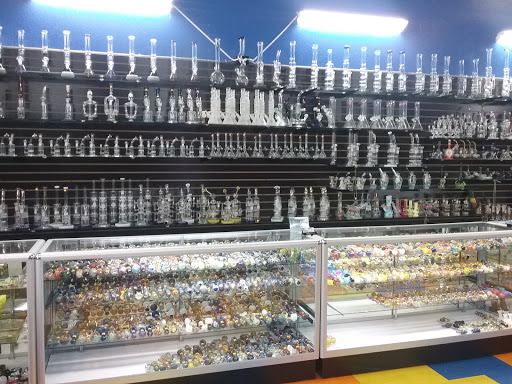 Tobacco Shop «Waves Smoke & Vapes», reviews and photos, 6740 E University Dr #103, Mesa, AZ 85205, USA