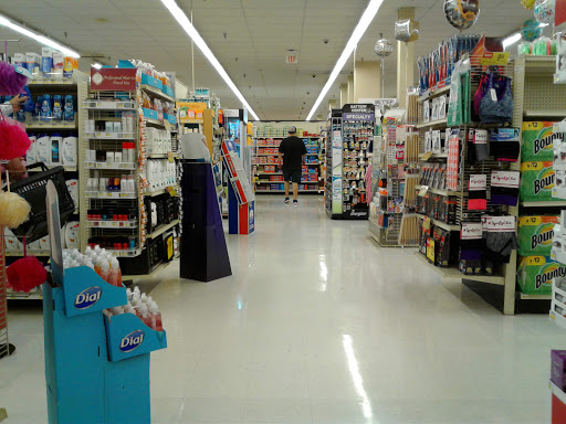 Grocery Store «Jewel-Osco», reviews and photos, 303 Holmes Ave, Clarendon Hills, IL 60514, USA