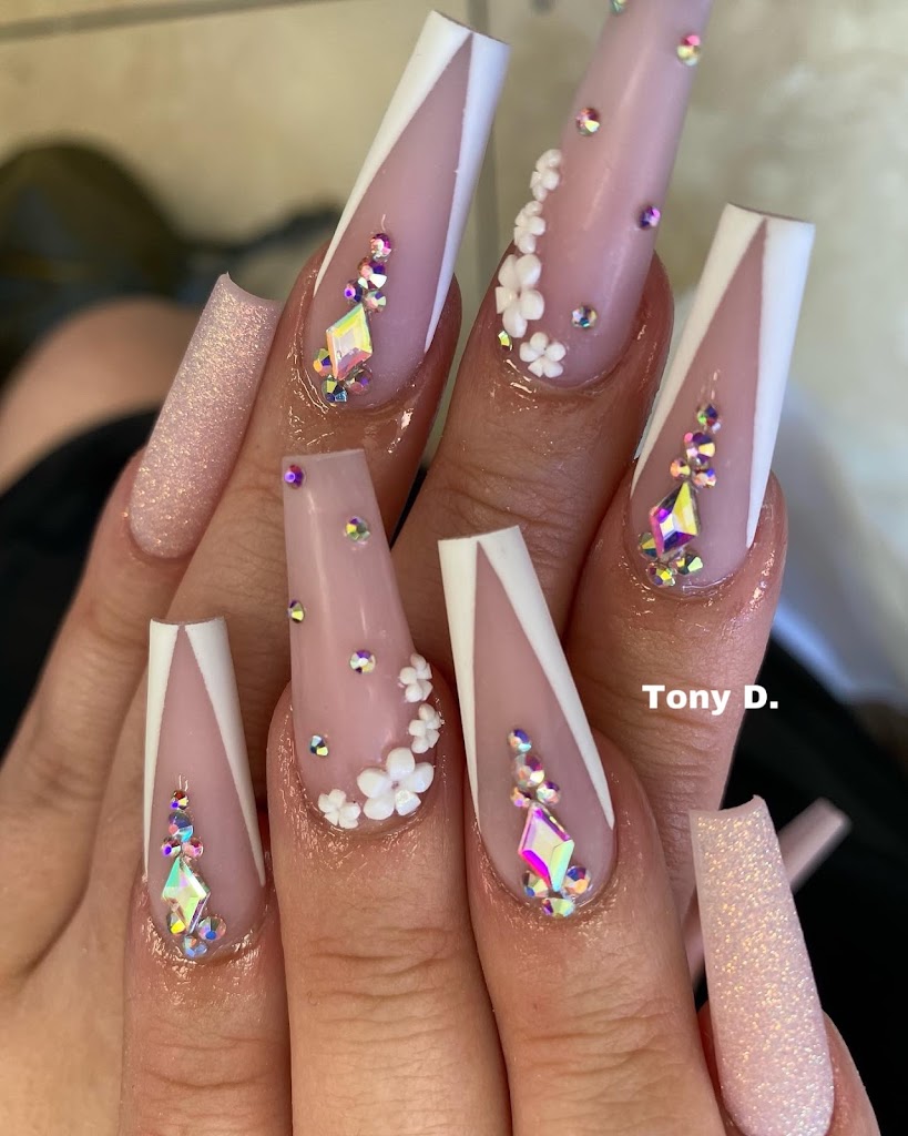 Fancy Nails Redding, CA 96003 Services and Reviews