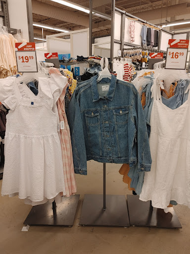 Clothing Store «Old Navy», reviews and photos, 2001 South Rd, Poughkeepsie, NY 12601, USA