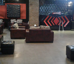 9 Square Bar & Resto photo