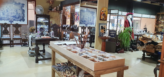 Opiniones de Pietra: Minerales Uruguayos y Antigüedades en Colonia - Centro comercial