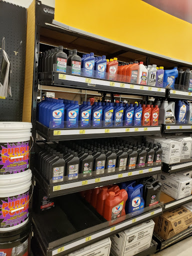 Auto Parts Store «Advance Auto Parts», reviews and photos, 566 W Main St, Meriden, CT 06451, USA