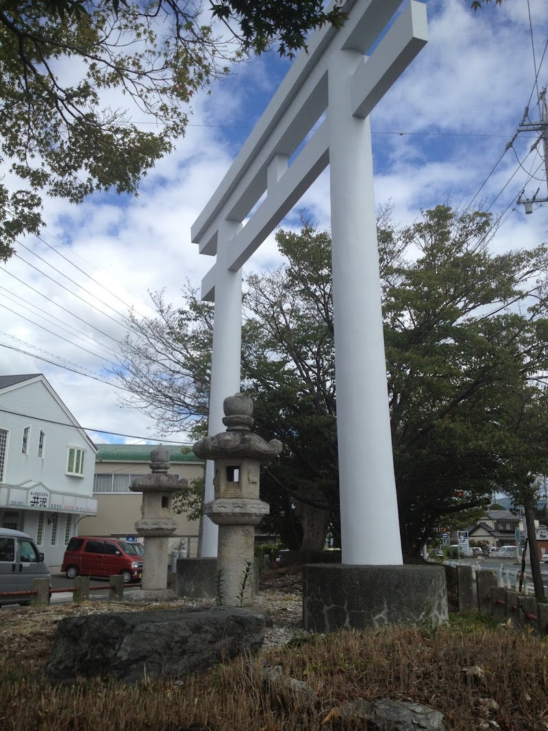 石巻神社一の鳥居