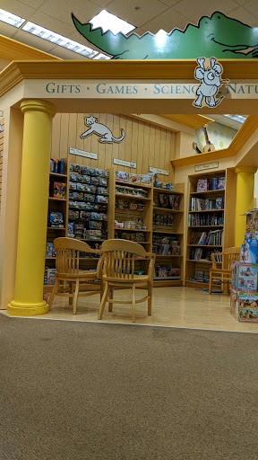 Book Store «Barnes & Noble», reviews and photos, 2000 E Rio Salado Pkwy #1032, Tempe, AZ 85281, USA