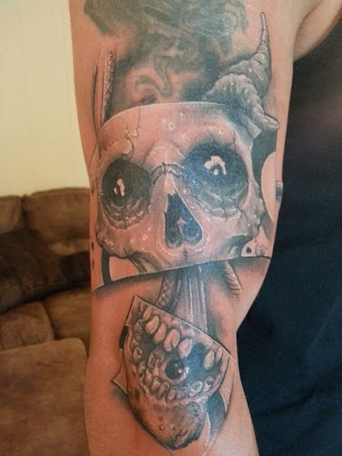 Tattoo Shop «Painful Passion Tattoos & Body Piercings», reviews and photos, 2616 Pacific Ave, Atlantic City, NJ 08401, USA