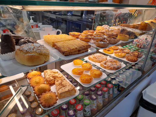 Pastelaria 5 Ramos no Póvoa de Santa Iria, Lisboa