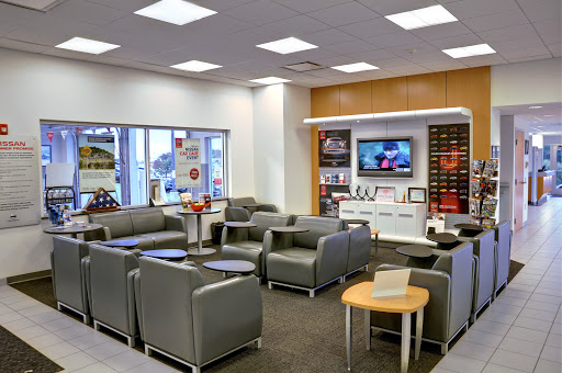 Car Dealer «Dubuque Auto Plaza», reviews and photos, 600 Century Dr, Dubuque, IA 52002, USA