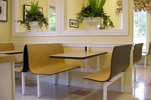 Funeral Home «Hendersonville Memory Gardens & Funeral Home», reviews and photos, 353 E Main St, Hendersonville, TN 37075, USA